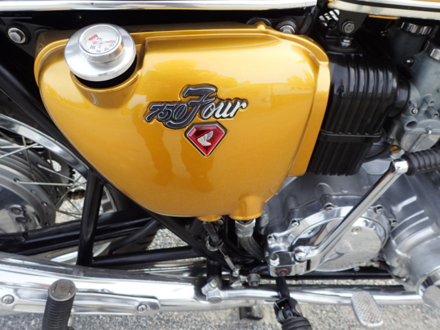 1025596-26 HONDA CB 750 - 1977