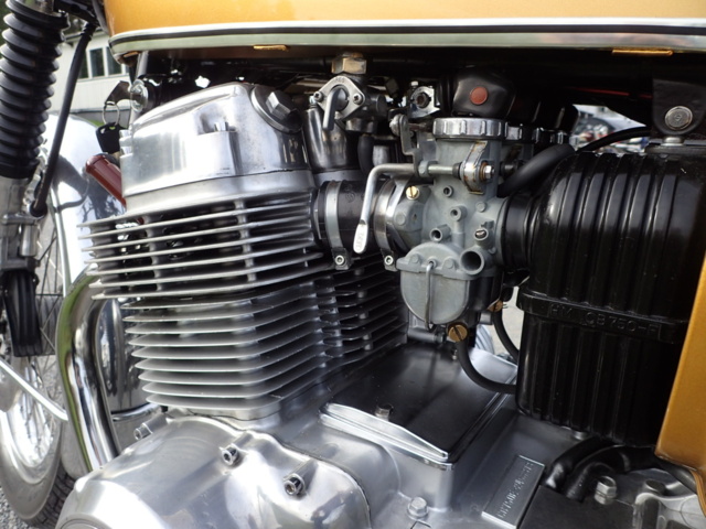 1025596-43 HONDA CB 750 - 1977