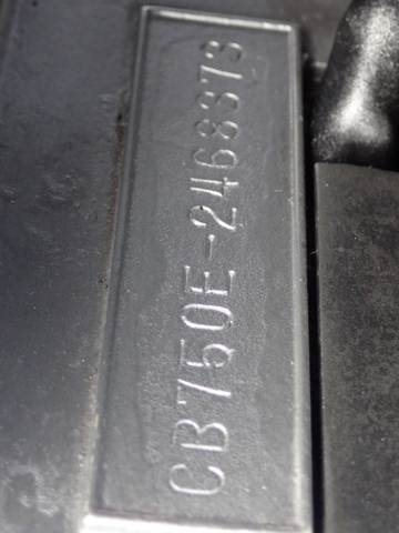 1025596-45 HONDA CB 750 - 1977