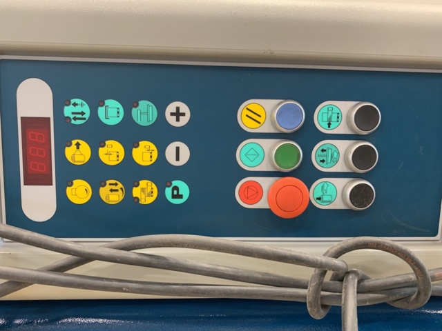 1025575-8 Automatic plastic machine Robopac Rotoplat TP 107 FRD, 2011