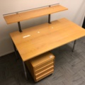 1025625-2 Martela pöytä, hylly ja laatikosto - Ei pohjahintaa