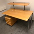 1025625-1 Martela pöytä, hylly ja laatikosto - Ei pohjahintaa