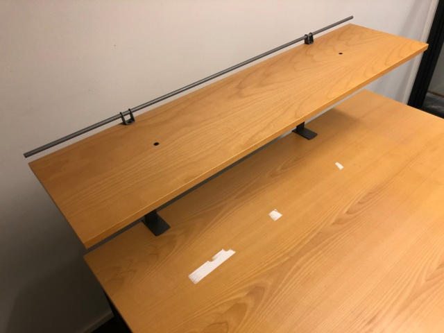 1025625-3 Martela pöytä, hylly ja laatikosto - Ei pohjahintaa