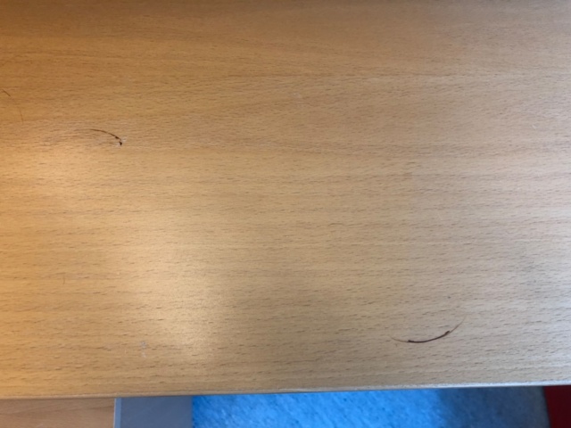 1025668-4 Martela työpöytä, hylly ja laatikosto - Ei pohjahintaa