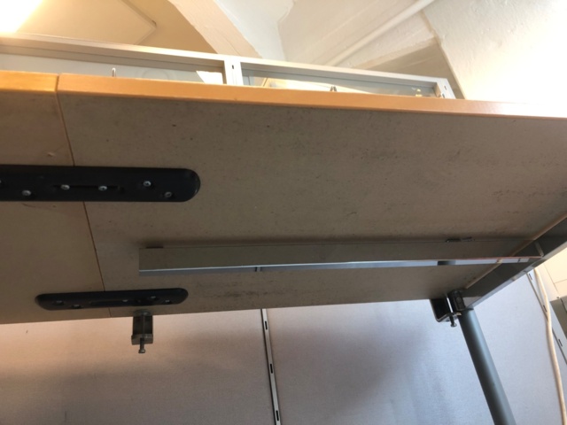 1025668-7 Martela työpöytä, hylly ja laatikosto - Ei pohjahintaa