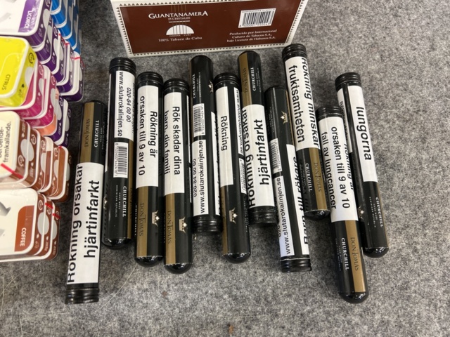 815006-3 Lots of snus, cigarettes and cigars