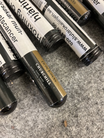 815006-4 Lots of snus, cigarettes and cigars