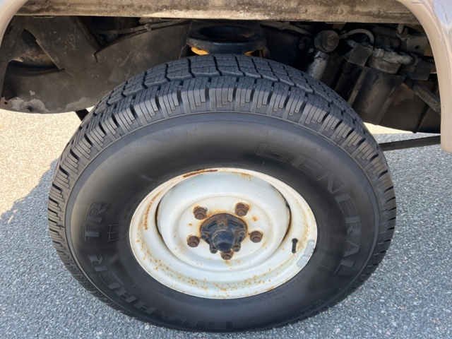 704129-12 Land Rover Defender 110 Hard Top 2.5 TD5 4x4 - 1999