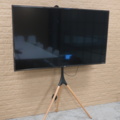 954652-1 TV on stand, LG 65", 65UJ630V