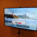 954652-5 TV on stand, LG 65", 65UJ630V
