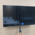 954652-10 TV on stand, LG 65", 65UJ630V