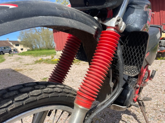 1023216-18 YAMAHA XT 350 55V