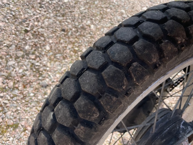 1023216-23 YAMAHA XT 350 55V