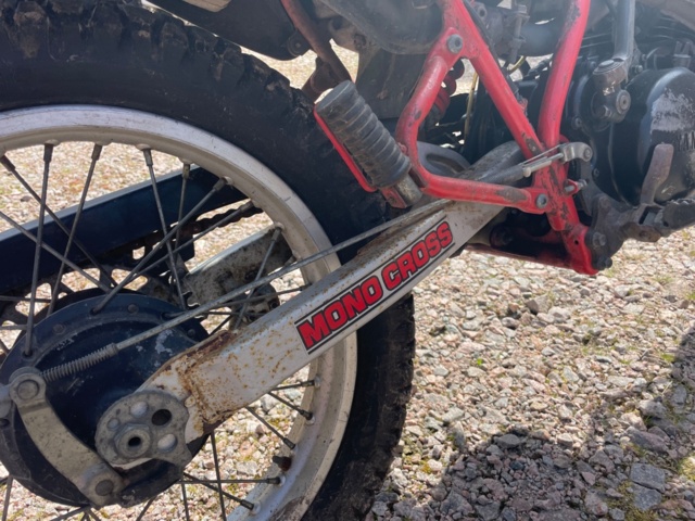 1023216-25 YAMAHA XT 350 55V