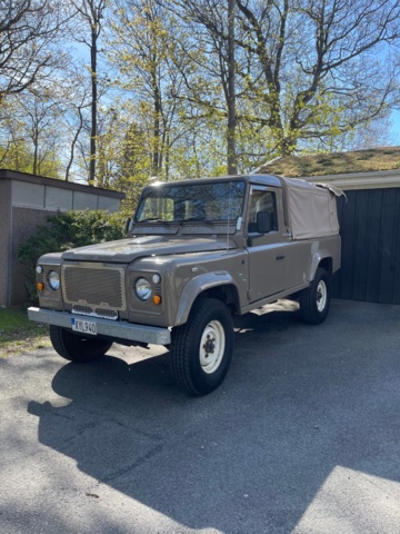 704129-25 Land Rover Defender 110 Hard Top 2.5 TD5 4x4 - 1999