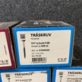 1025727-3 Sortiment med träskruv VSB