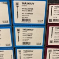 1025727-8 Sortiment med träskruv VSB