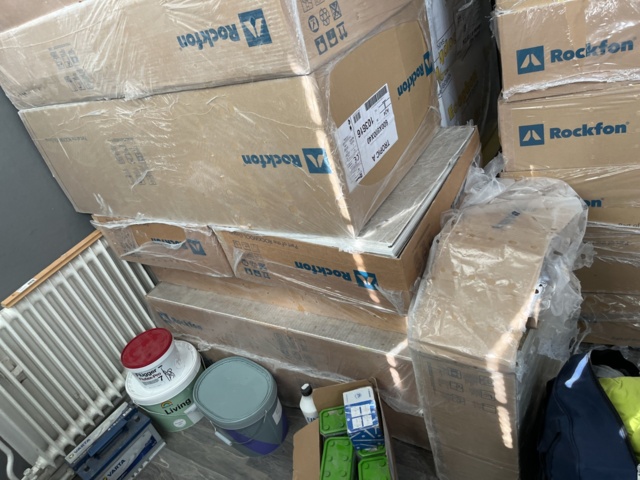 963301-8 Acoustic tiles, approx. 30 filled cartons (Rockfon & Ecophon)