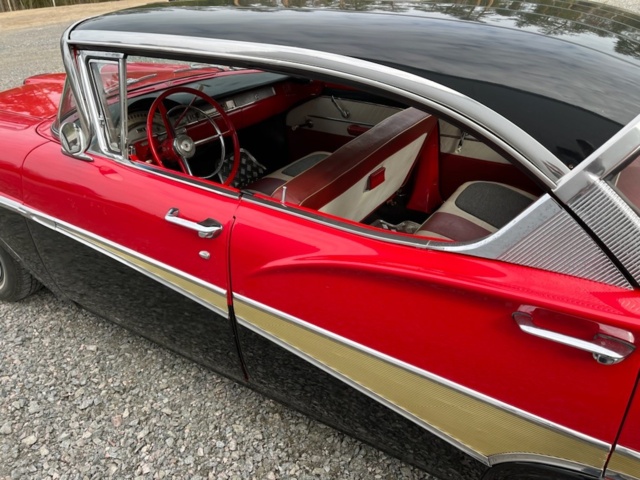 1026384-16 Ford Fairlane 500 Town Victoria 5.4 V8 - 1958