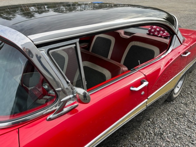 1026384-17 Ford Fairlane 500 Town Victoria 5.4 V8 - 1958