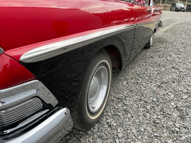 1026384-20 Ford Fairlane 500 Town Victoria 5.4 V8 - 1958