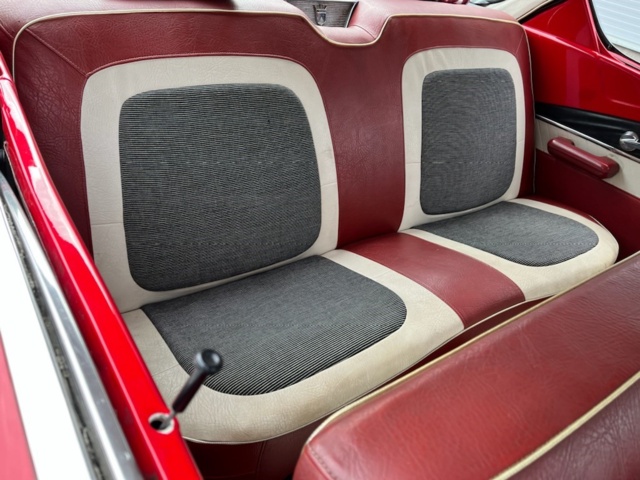 1026384-45 Ford Fairlane 500 Town Victoria 5.4 V8 - 1958