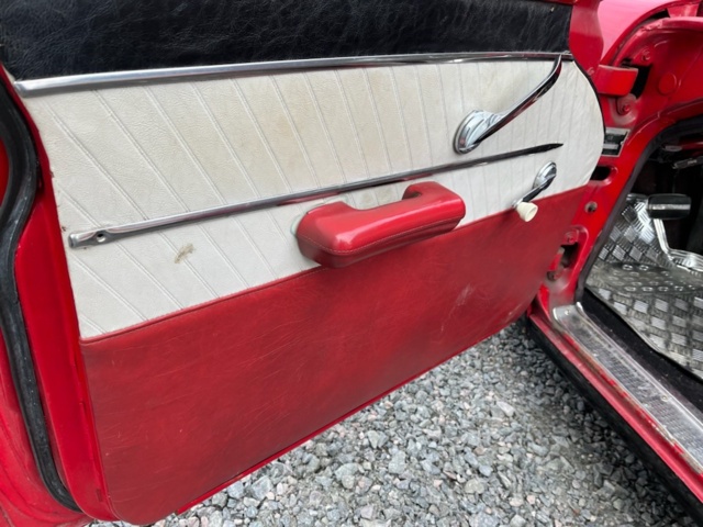 1026384-49 Ford Fairlane 500 Town Victoria 5.4 V8 - 1958