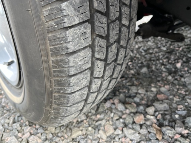 1026384-55 Ford Fairlane 500 Town Victoria 5.4 V8 - 1958