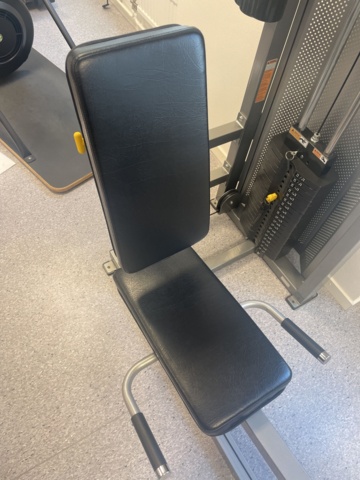 1025763-7 Gym equipment leg press