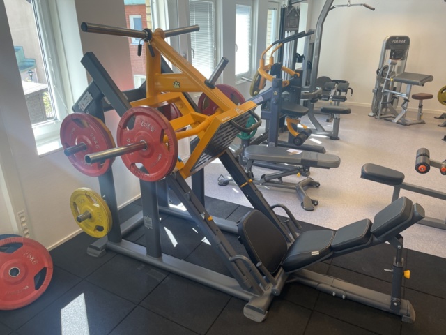 1025775-3 Gym Equipment Leg Press