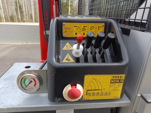 929115-79 Flakbil med Kran Ford Transit 2.0 EcoBlue -2020