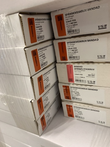 1026499-9 Pallet with banded screw VSB