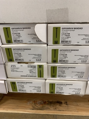 1026499-12 Pallet with banded screw VSB