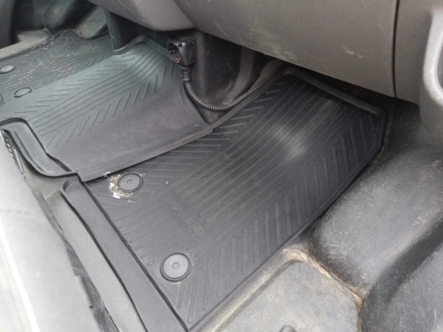 929115-105 Flakbil med Kran Ford Transit 2.0 EcoBlue -2020