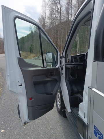 929115-110 Flakbil med Kran Ford Transit 2.0 EcoBlue -2020