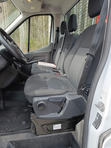 929115-113 Flakbil med Kran Ford Transit 2.0 EcoBlue -2020