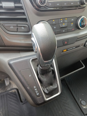 929115-118 Flakbil med Kran Ford Transit 2.0 EcoBlue -2020