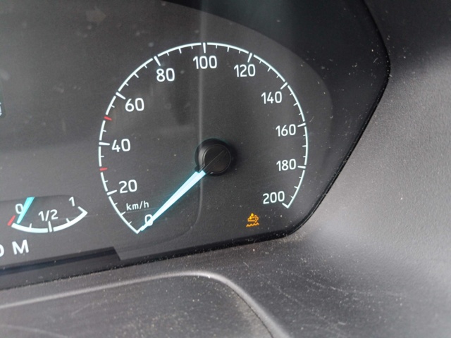 929115-128 Flakbil med Kran Ford Transit 2.0 EcoBlue -2020