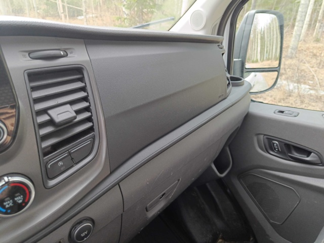 929115-131 Flakbil med Kran Ford Transit 2.0 EcoBlue -2020