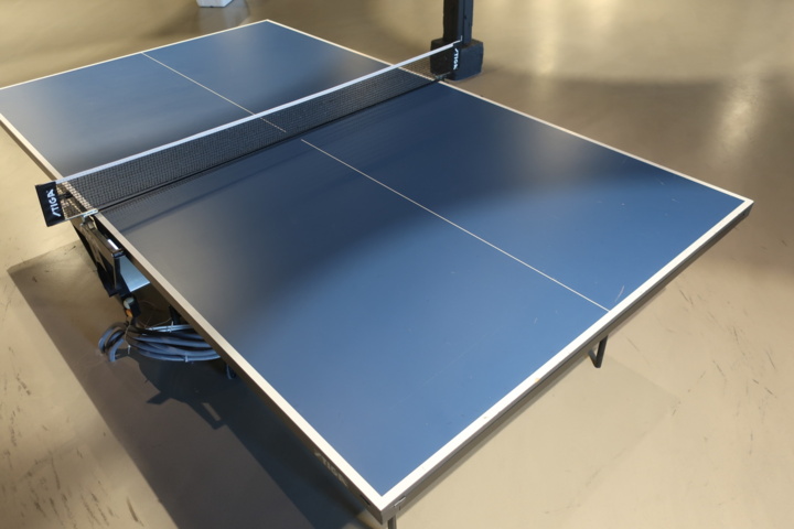954702-6 Ping-pong table, Stiga ActionRoller and 10 racks, Yasaka
