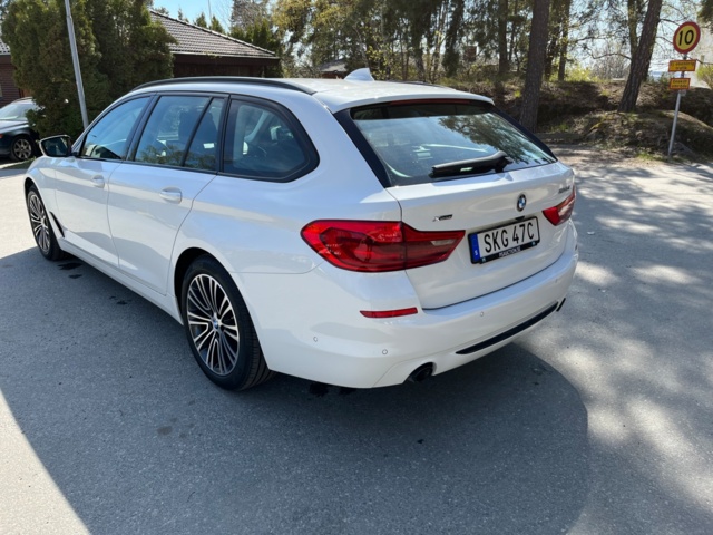 1026559-7 BMW 520d xDrive Touring - 2020