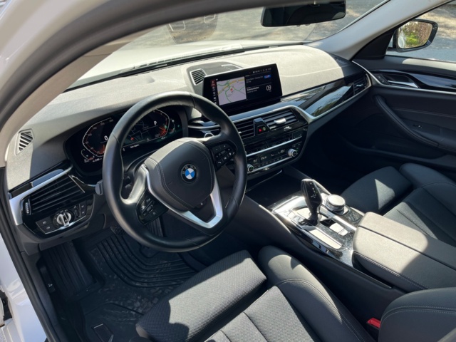 1026559-38 BMW 520d xDrive Touring - 2020