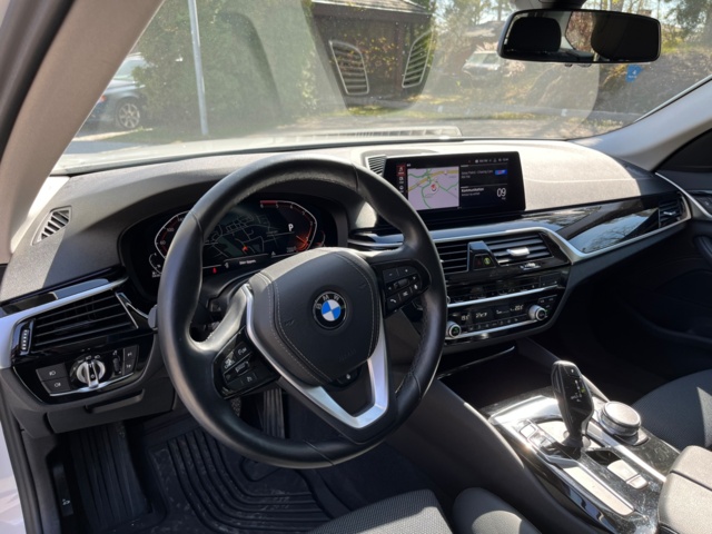 1026559-42 BMW 520d xDrive Touring - 2020
