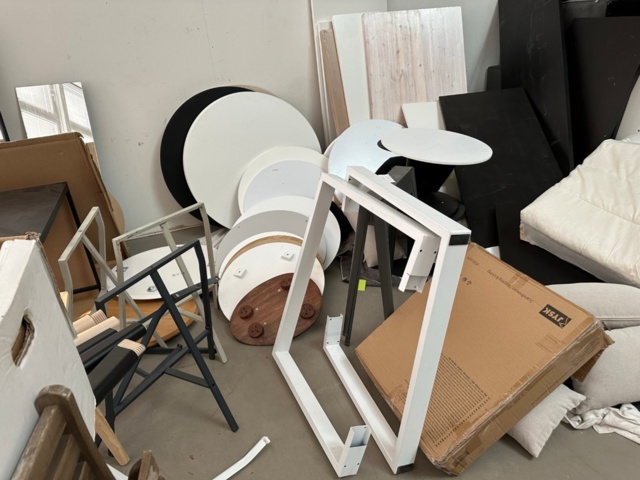 824955-40 1100 kvm konkurslager homestyling "Allt i ett objekt" Fyndmöjlighet