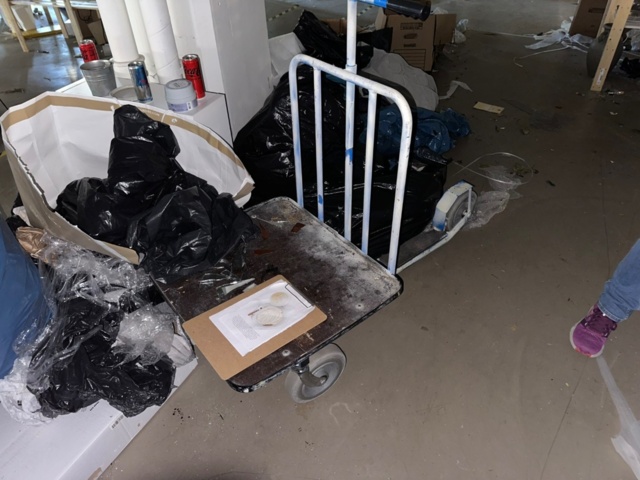 824955-58 1100 kvm konkurslager homestyling "Allt i ett objekt" Fyndmöjlighet