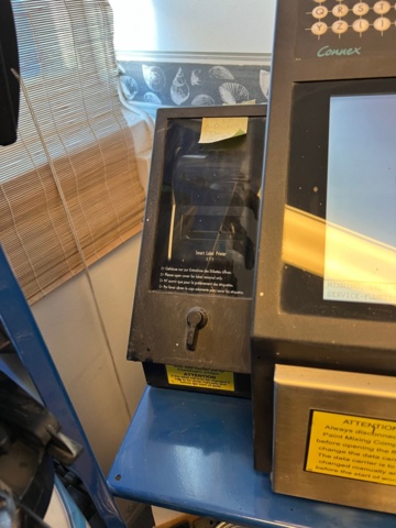 1026654-17 Paint box including paint system and wheel wash