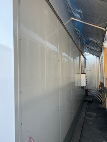 1026654-32 Paint box including paint system and wheel wash