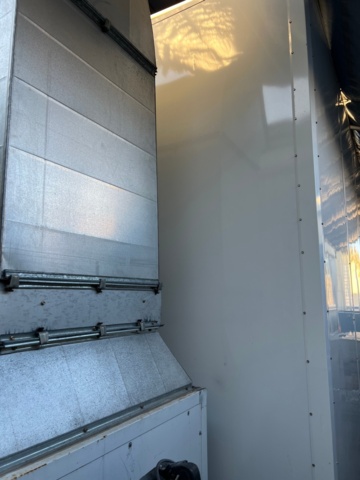 1026654-38 Paint box including paint system and wheel wash