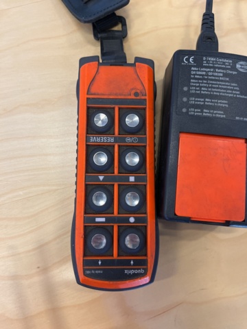 1012895-2 HBC 512 Remote control for traverse