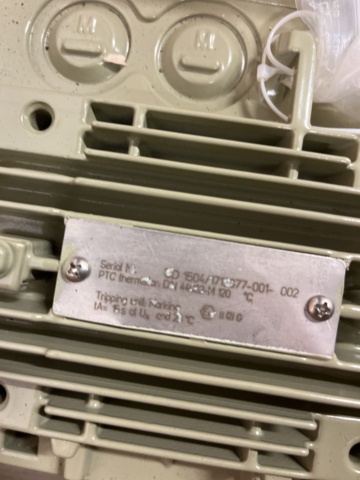 1012904-5 2 pcs New SIEMENS ATEX Flat gear motors FDAZ109-K2-1MA7106-4BA14-Z